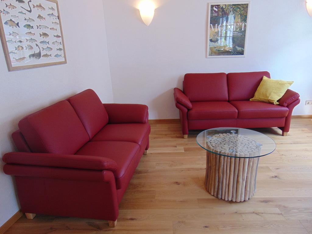 Ferienwohnung Bergblick /Moseltal บัวร์เกน ภายนอก รูปภาพ