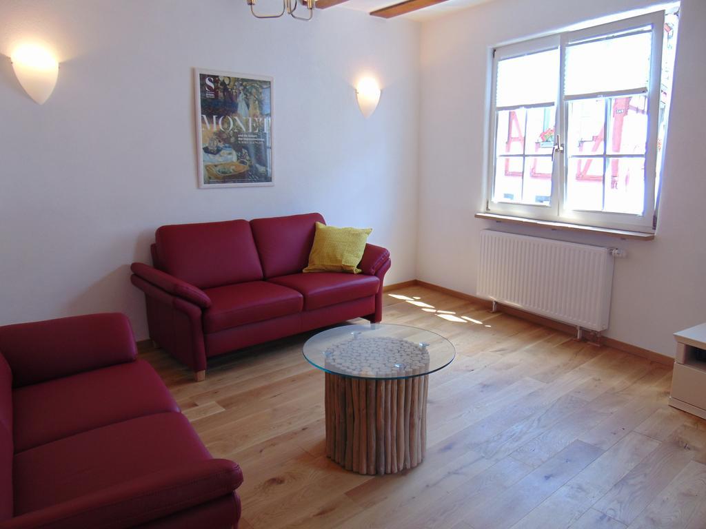 Ferienwohnung Bergblick /Moseltal บัวร์เกน ภายนอก รูปภาพ